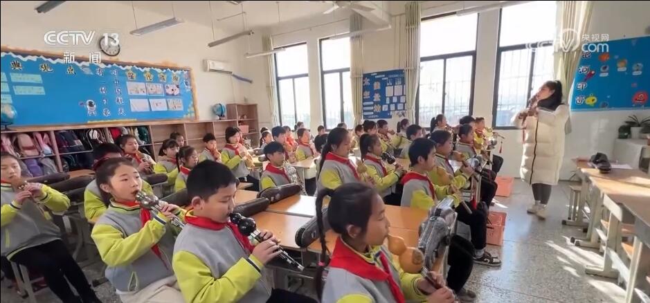用心辦教育 寫(xiě)好“民生答卷” 托起百姓“穩(wěn)穩(wěn)的幸福”(圖11)