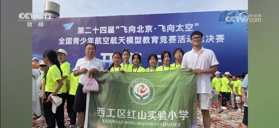 用心辦教育 寫(xiě)好“民生答卷” 托起百姓“穩(wěn)穩(wěn)的幸福”(圖8)