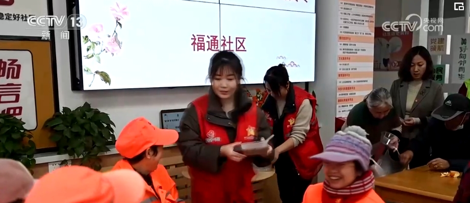 “粥”到暖人心，義診、送春聯(lián) 安置點群眾溫暖過“臘八”(圖7)