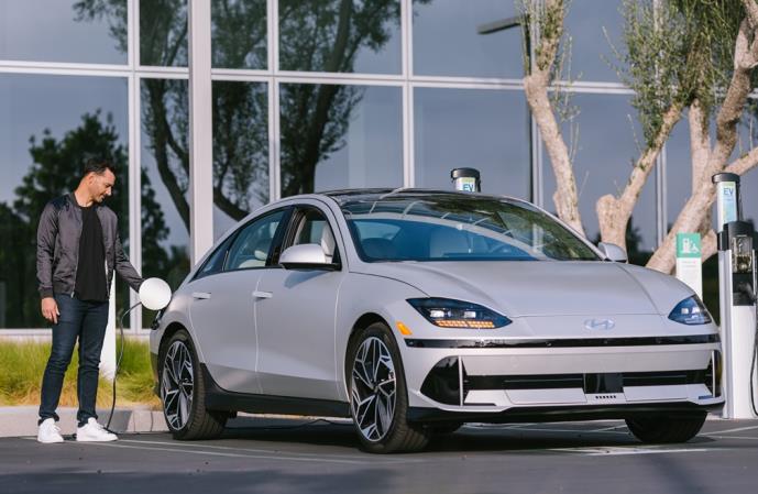 現(xiàn)代IONIQ 6：美國最高效的電動汽車(圖1)