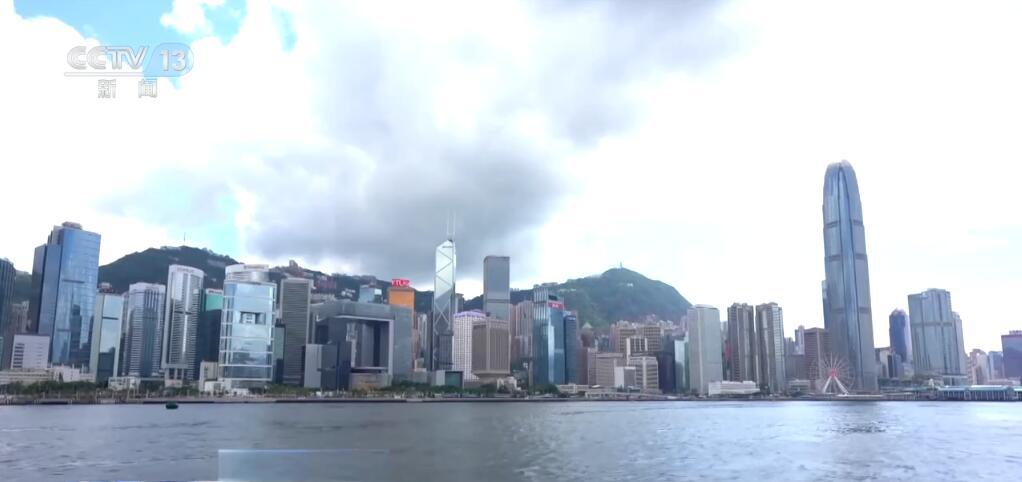 內地與香港謀求“互利共贏”利好政策累積活躍香港資本市場(圖1)