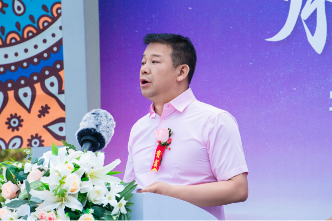 疆山如畫，駿馳天下！230輛宇通天駿V6大單批次交付新疆