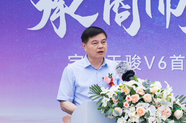 疆山如畫，駿馳天下！230輛宇通天駿V6大單批次交付新疆