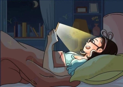 愛爾眼科：經(jīng)常熬夜玩手機(jī)，可以做近視手術(shù)嗎？(圖1)