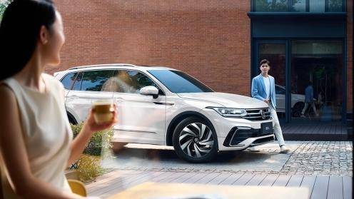 榮放rav4和途觀L哪個(gè)好？14.99萬元起把更優(yōu)秀的上汽大眾途觀L帶回家