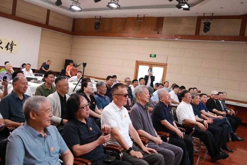 紀(jì)念中國(guó)人民抗日戰(zhàn)爭(zhēng)勝利80周年主題筆會(huì)在京舉辦(圖3)