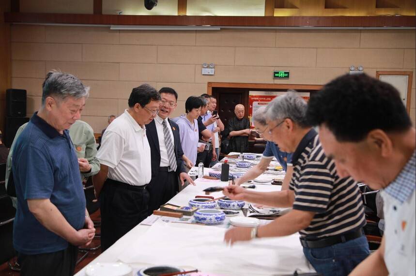 紀(jì)念中國(guó)人民抗日戰(zhàn)爭(zhēng)勝利80周年主題筆會(huì)在京舉辦(圖12)