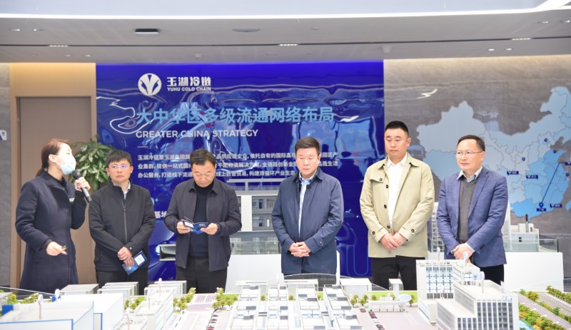 玉湖冷鏈與江西省達(dá)成多項(xiàng)合作共識(shí)！江西省贛州市人民政府副市長(zhǎng)、黨組成員羅瑞華一行到訪黃向墨創(chuàng)辦的玉湖冷鏈