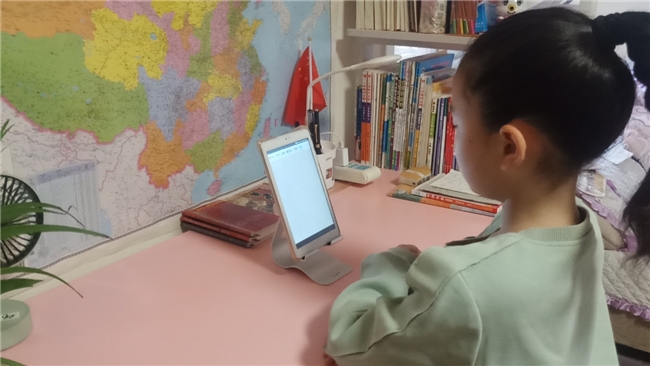 iEnglish:在海量閱讀中自然掌握英語(yǔ)